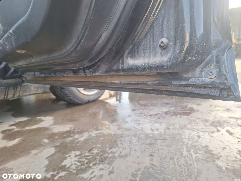 DRZWI KOMPLETNE PRAWY PRZÓD AUDI A6 C6 04-08r LY9B - 2