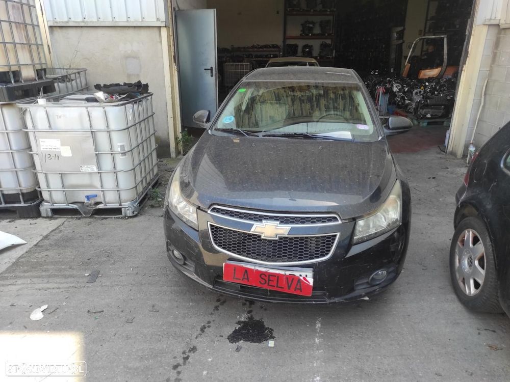 FECHADURA PORTA TRASEIRA DIREITA CHEVROLET CRUZE - 1