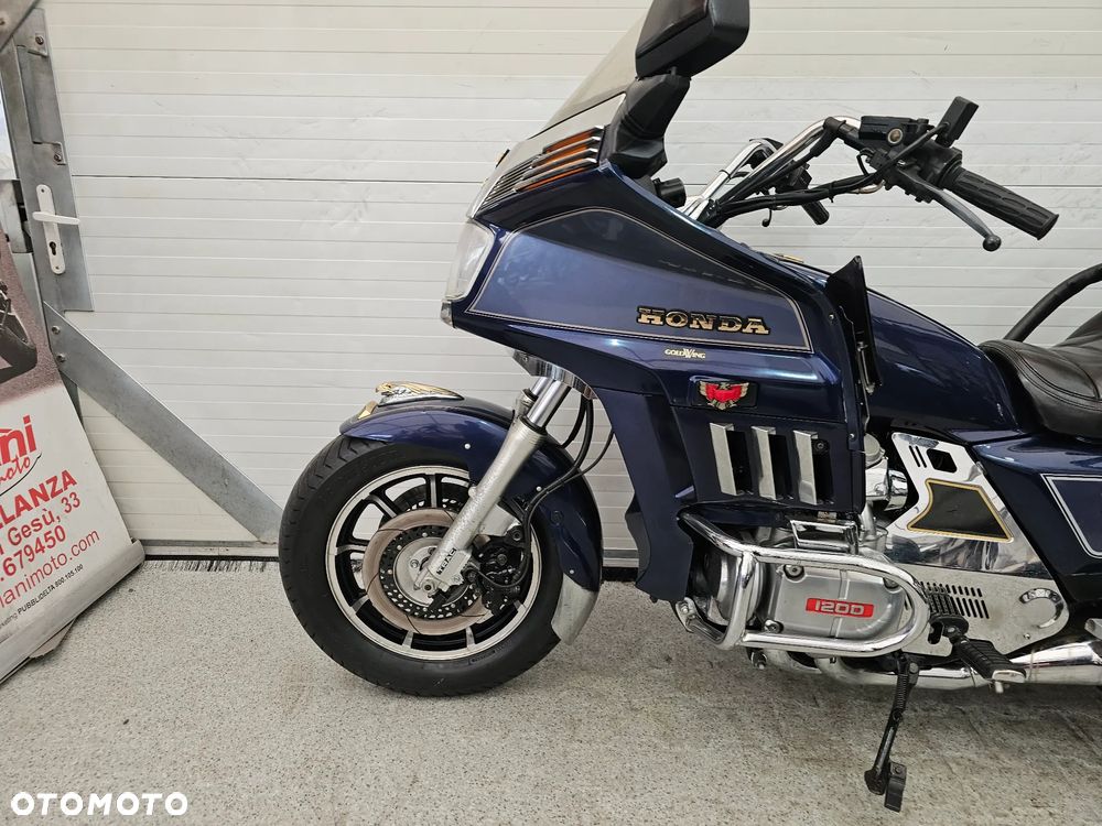 Honda GL - 9