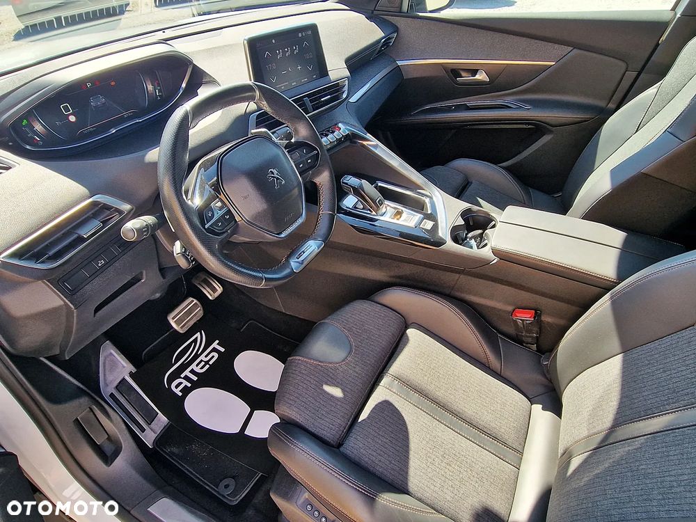 Peugeot 3008 - 8