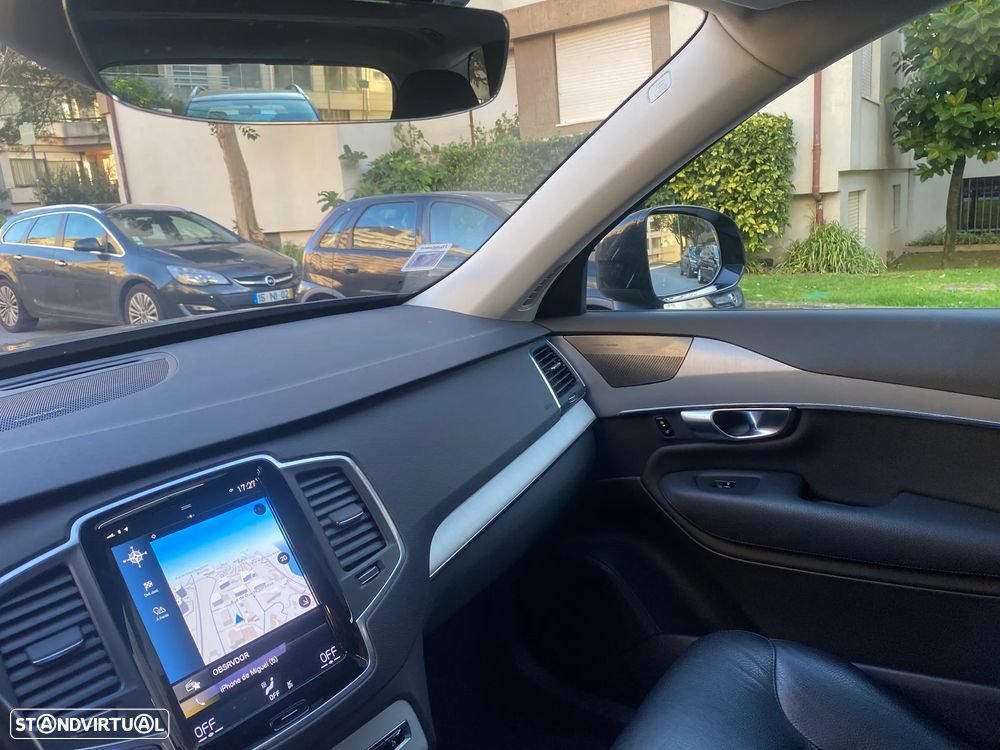 Volvo XC 90 - 9