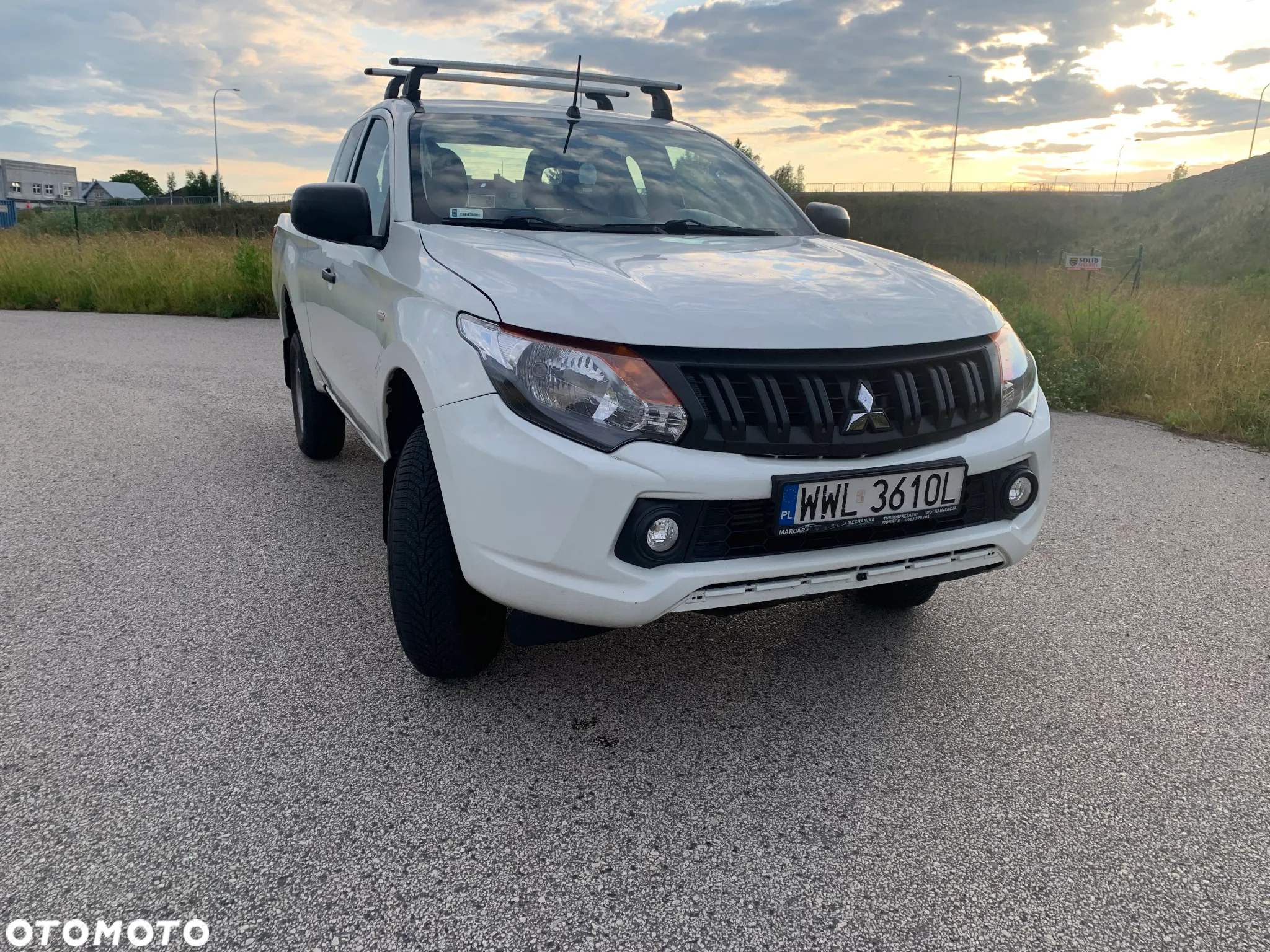 Mitsubishi L200 2.4 d CC Invite - 7