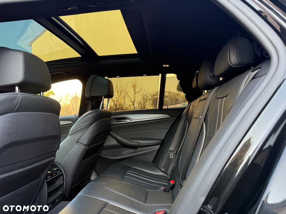 BMW Seria 5 530d xDrive M Sport sport - 19