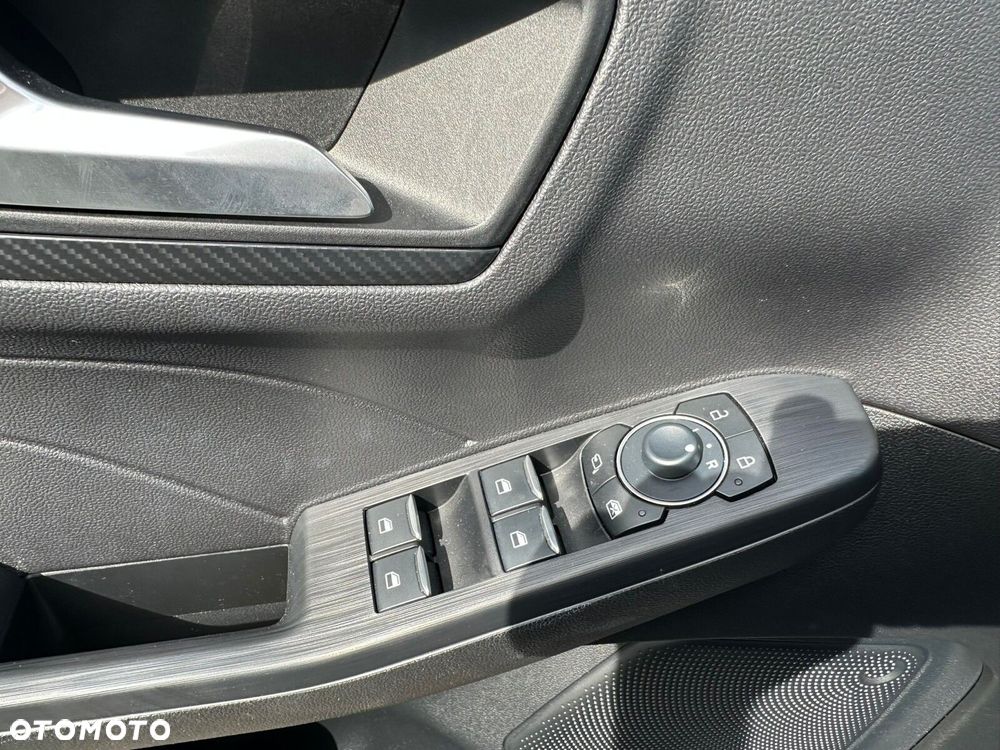 Ford Kuga - 15