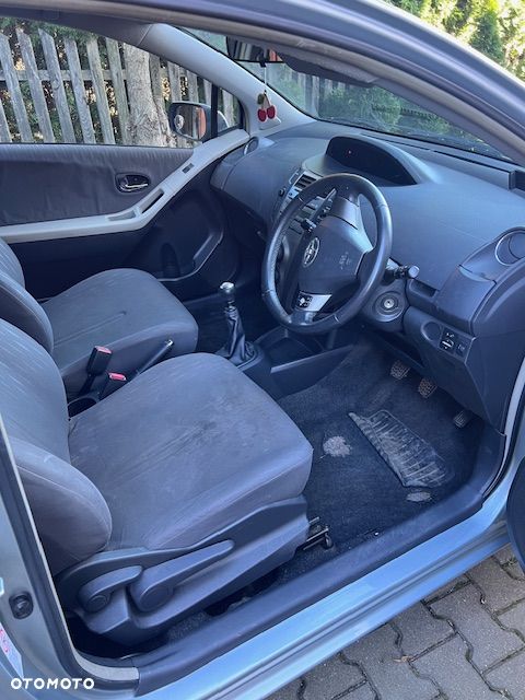 Toyota Yaris 1.33 Luna - 5