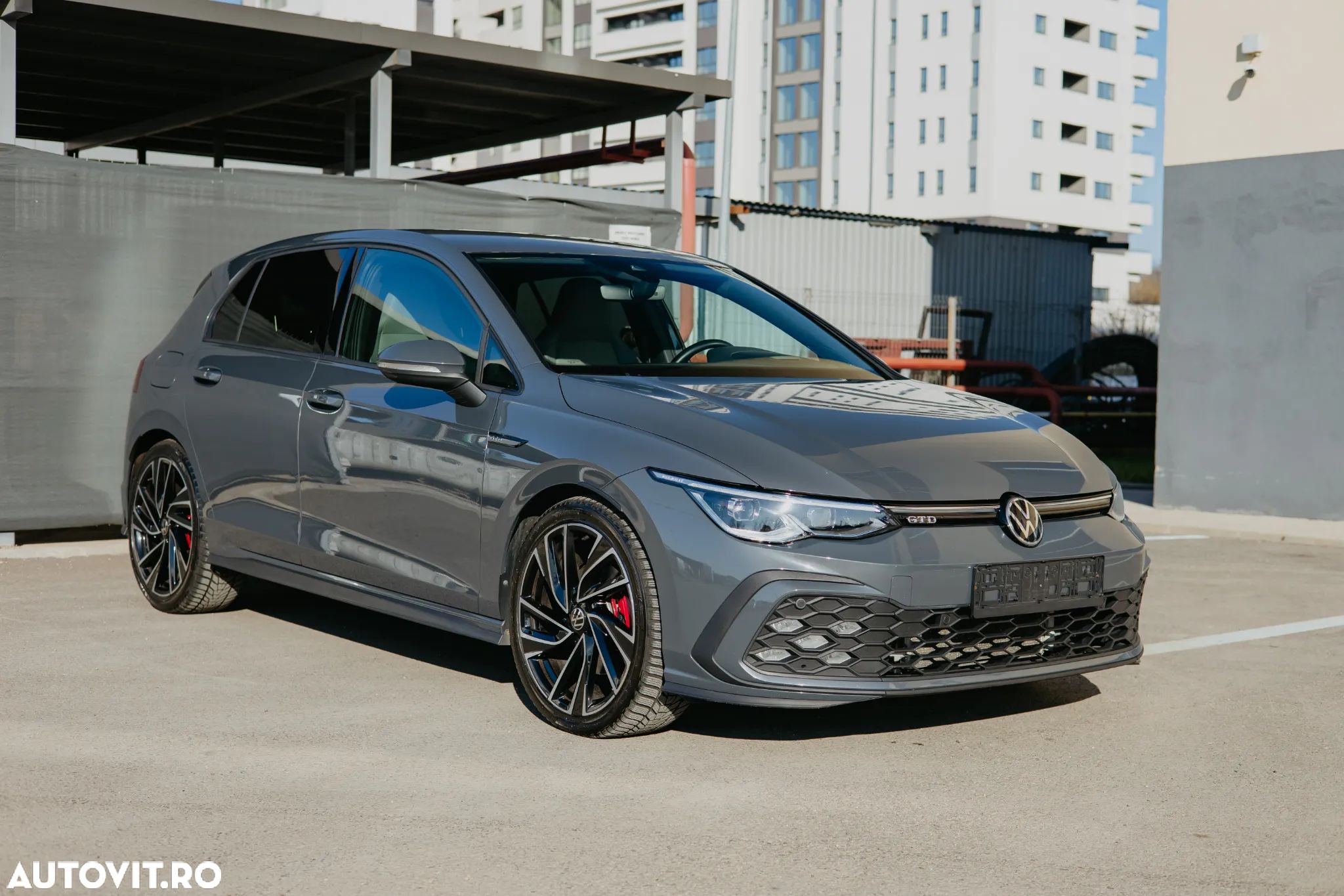 Volkswagen Golf 2.0 TDI DSG GTD - 1