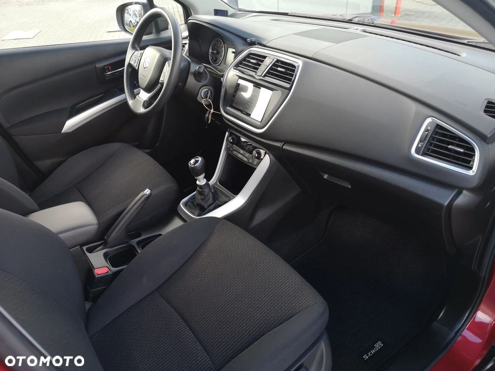 Suzuki SX4 S-Cross - 17