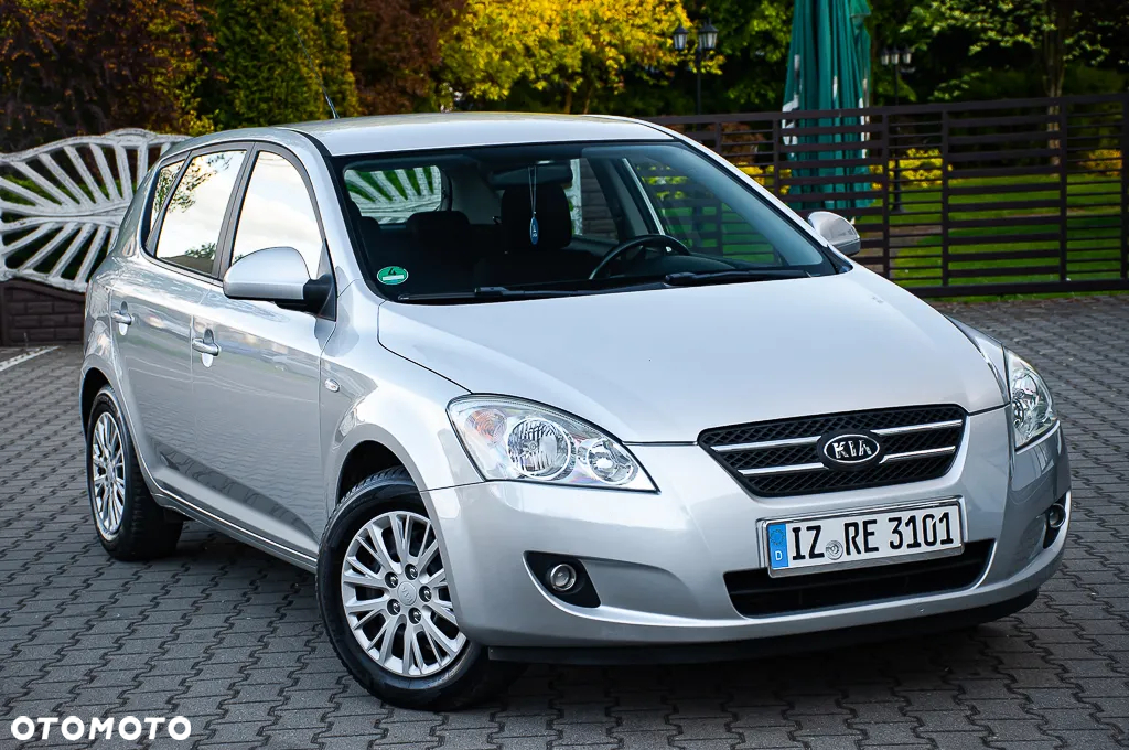Kia Ceed 2.0 CVVT Spirit - 10