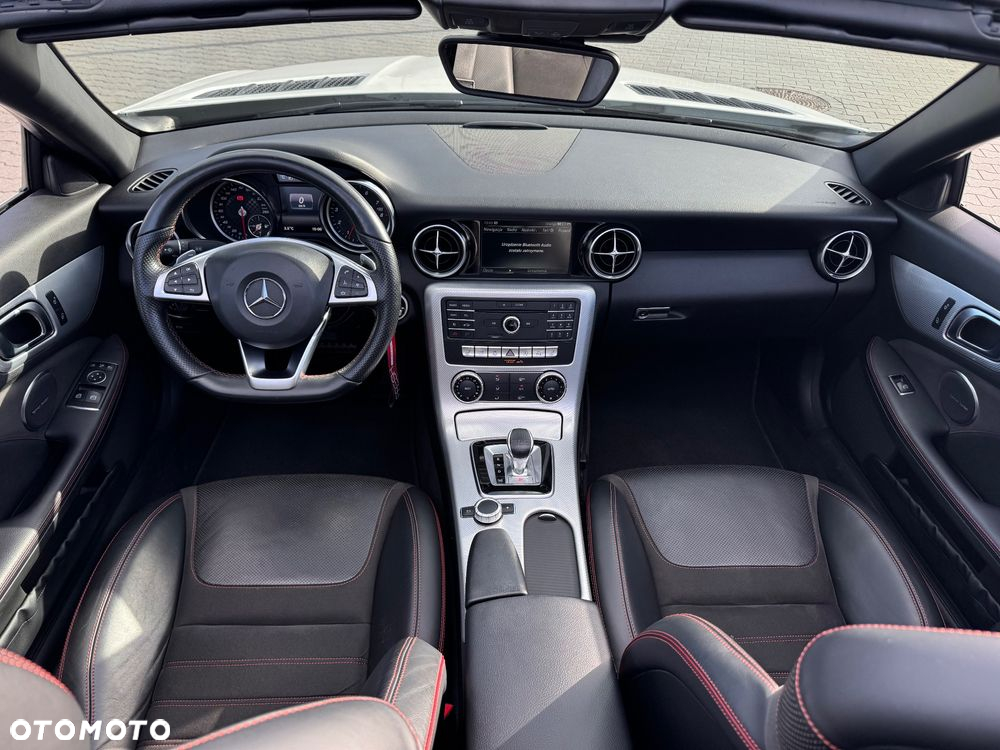 Mercedes-Benz SLC 200 9G-Tronic - 13