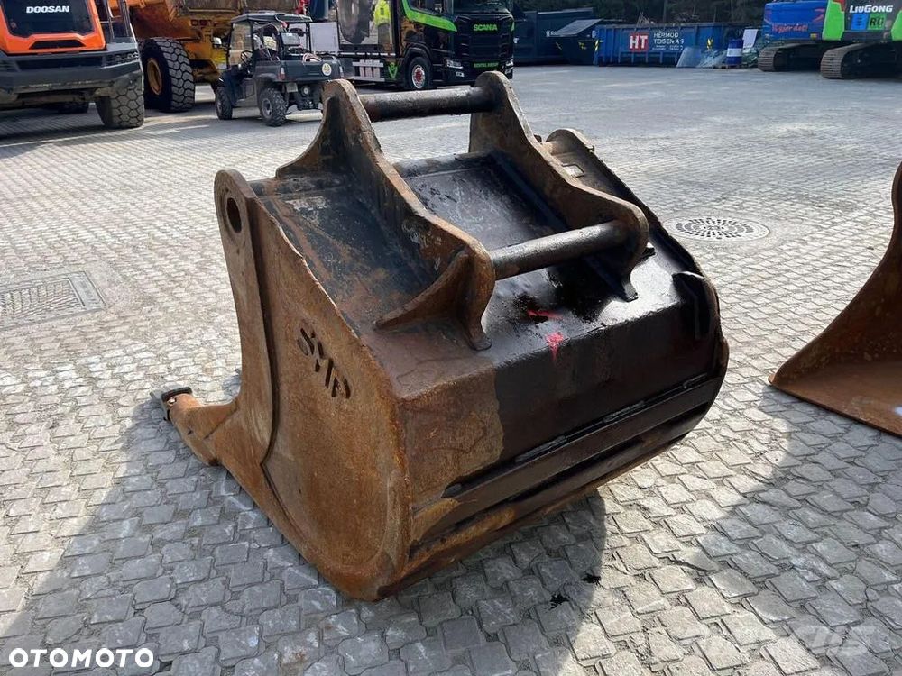 Volvo EC 300 EL - 8
