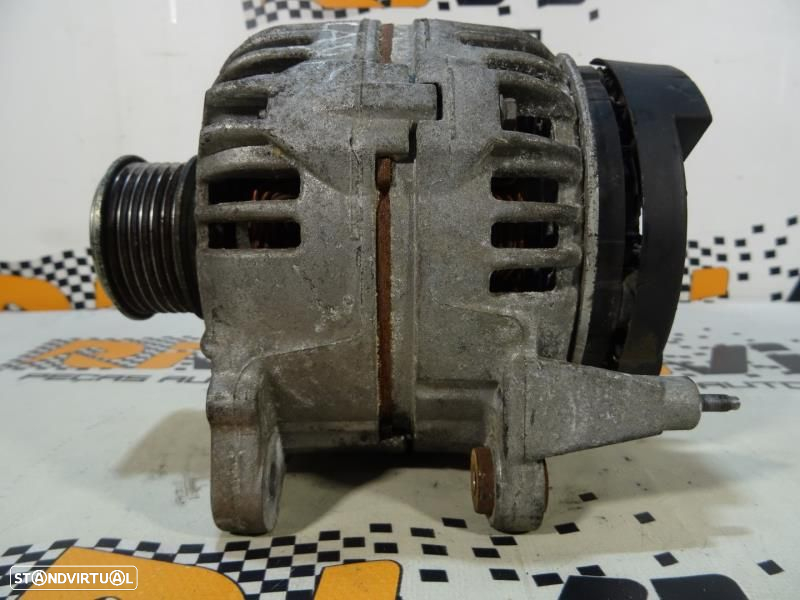 Alternador Seat Leon (5F1)  03L 903 023 / 03L903023 / 0124525187 - 2