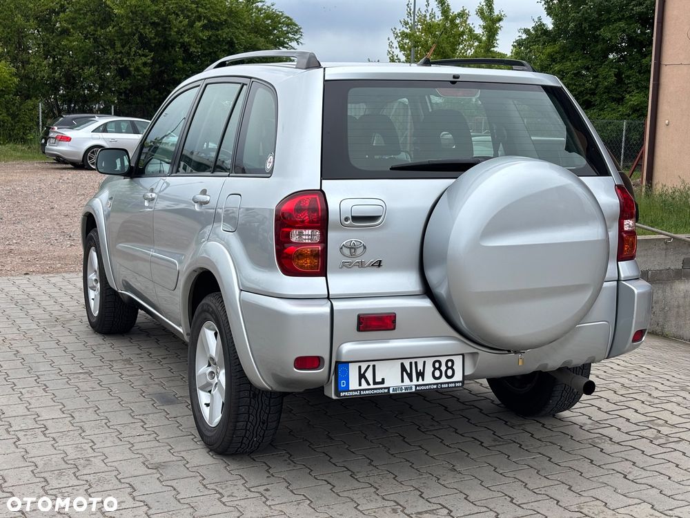 Toyota RAV4 2.0 VVT-i 4x4 - 9