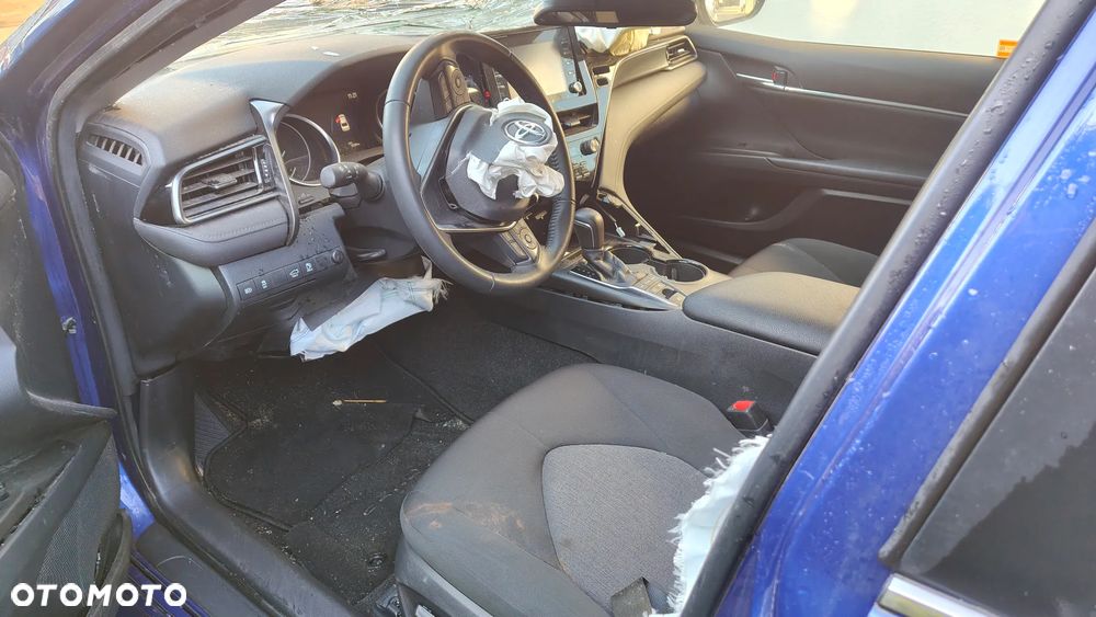 Toyota Camry 2.5 Hybrid Comfort CVT - 9