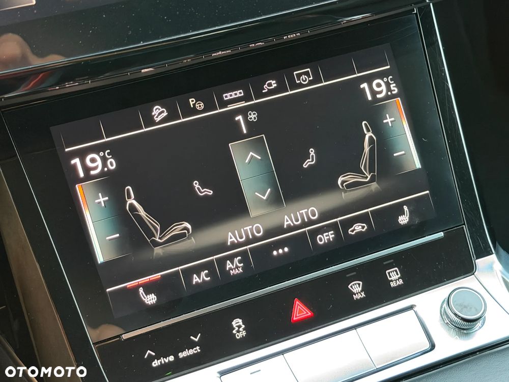 Audi e-tron 55 Quattro Advanced - 16