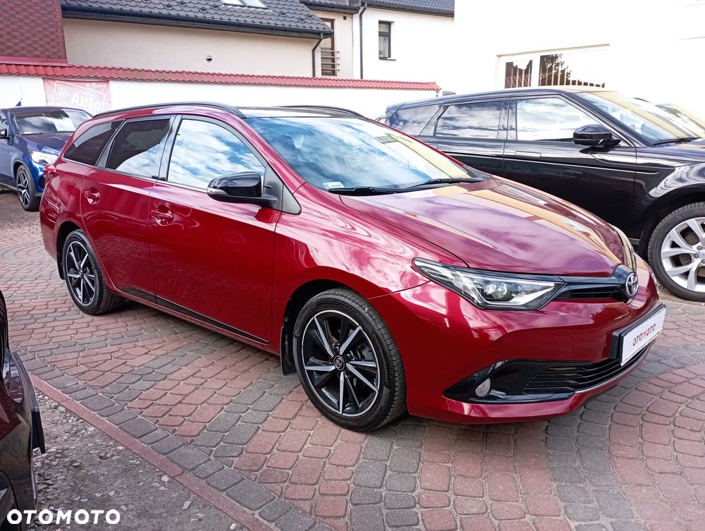 Toyota Auris 1.6 Selection - 3