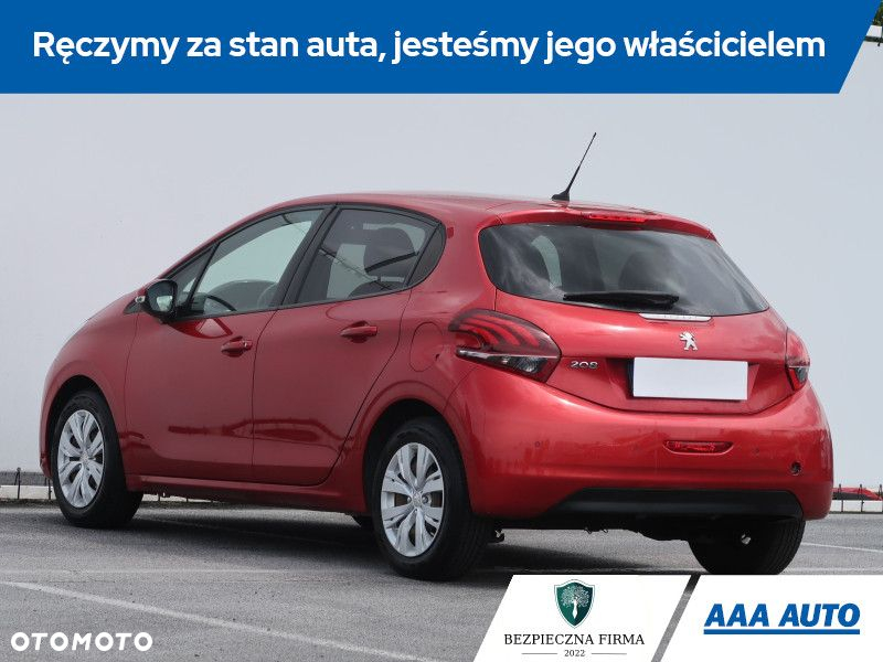 Peugeot 208 - 5