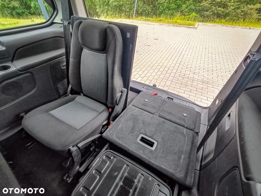 Ford Galaxy 2.0 TDCi Titanium - 22