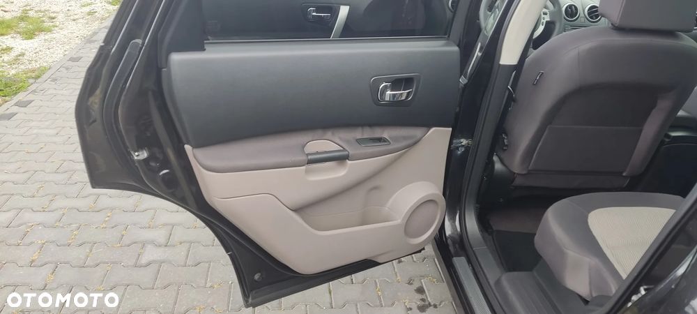 Nissan Qashqai+2 2.0 Acenta - 22