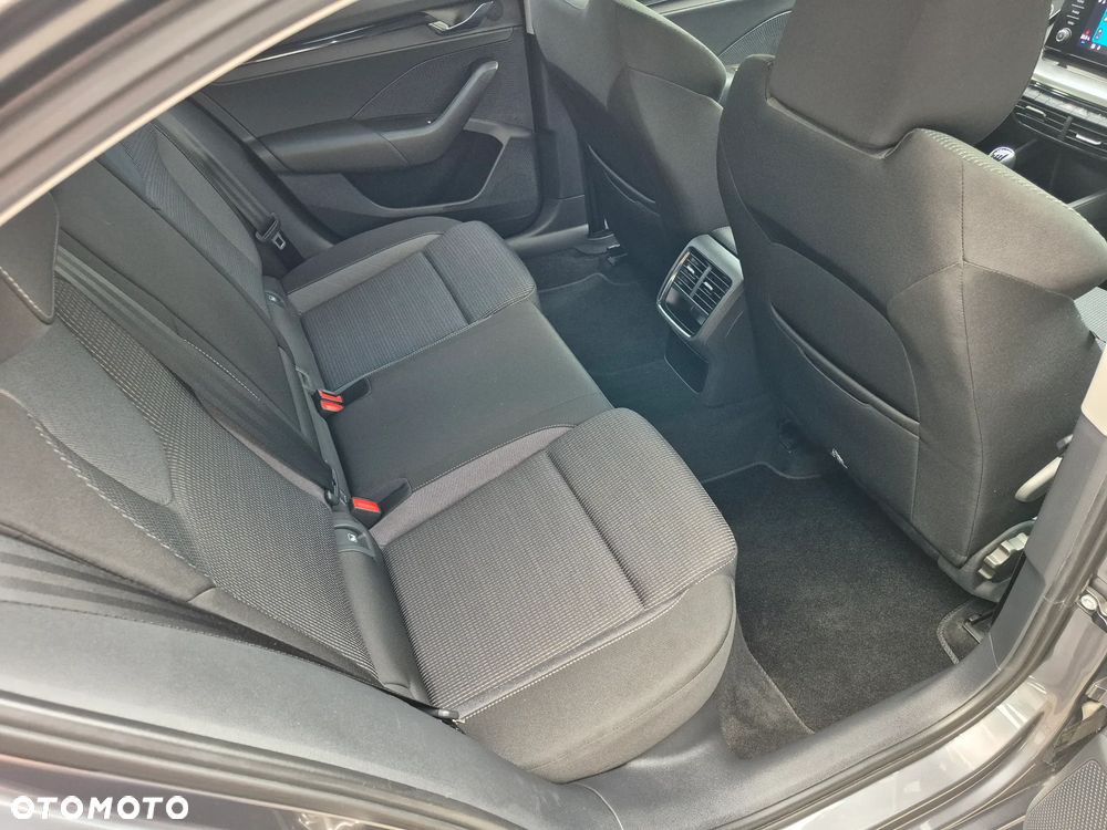 Skoda Octavia 1.5 TSI ACT Ambition - 10