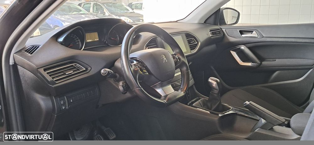 Peugeot 308 1.6 HDi Active - 5
