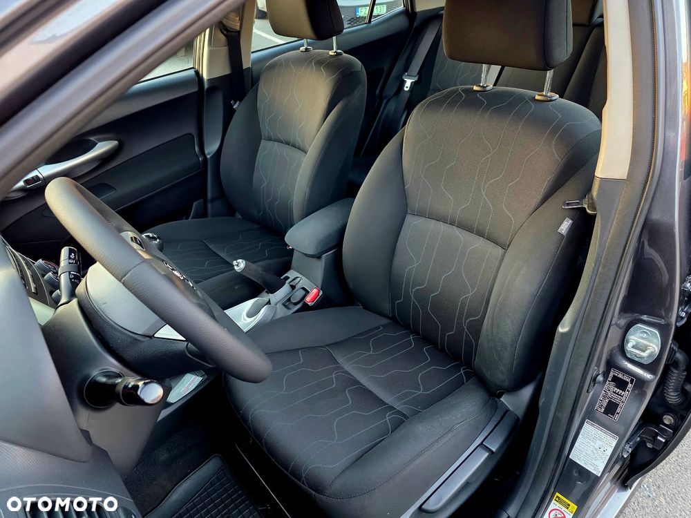Toyota Auris 1.4 D-4D Active - 14
