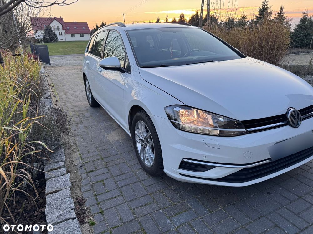 Volkswagen Golf 1.6 TDI SCR DSG Comfortline - 1