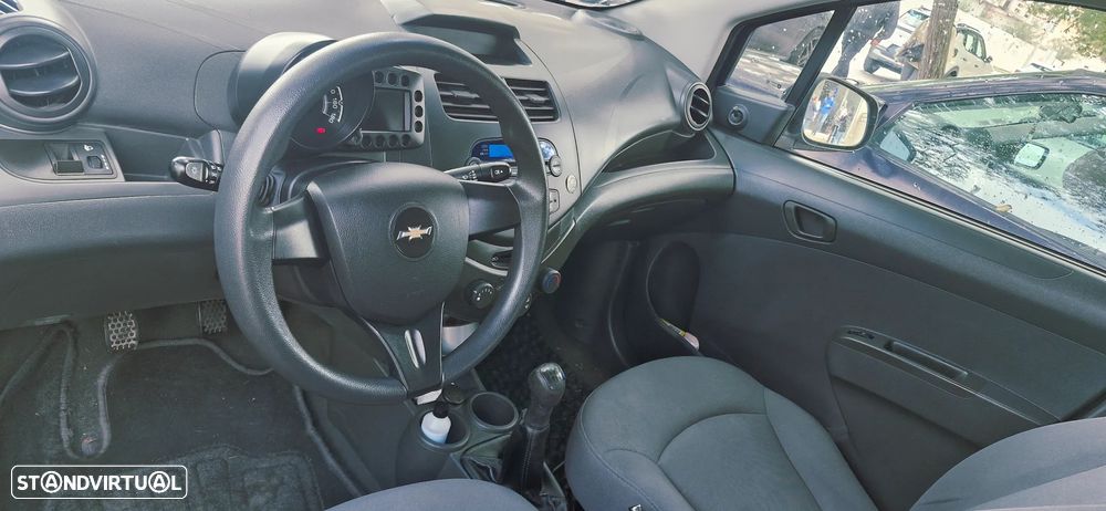 Chevrolet Spark 1.0 LS - 10