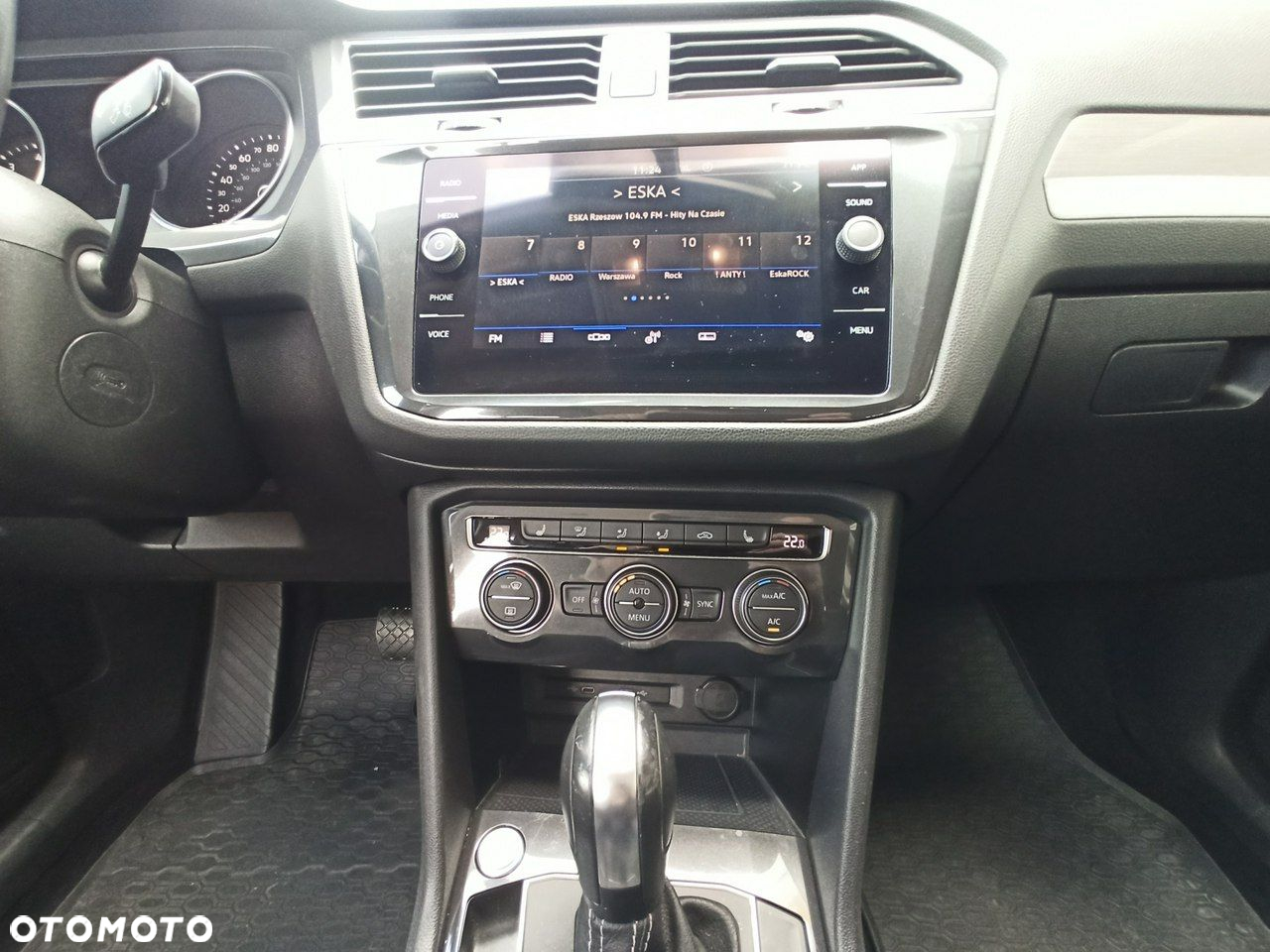 Volkswagen Tiguan - 13