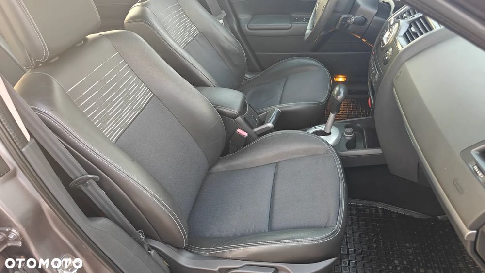 Renault Megane 1.6 Privilege - 21