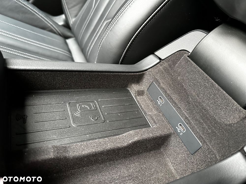 Audi A6 Avant 40 TDI S tronic S line - 35
