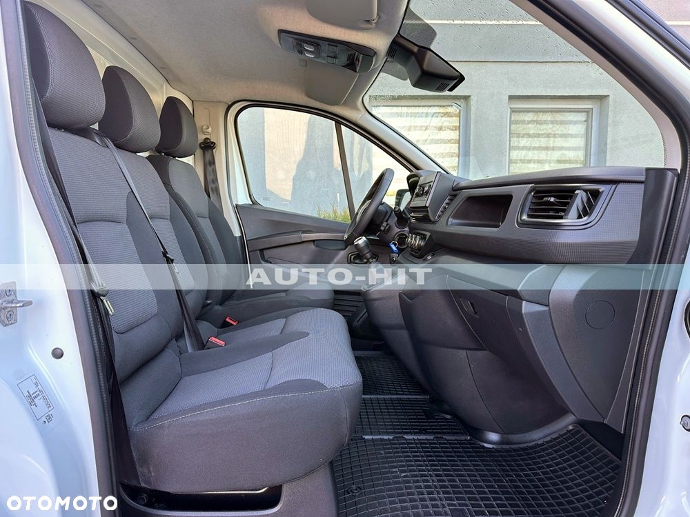 Renault Trafic - 6