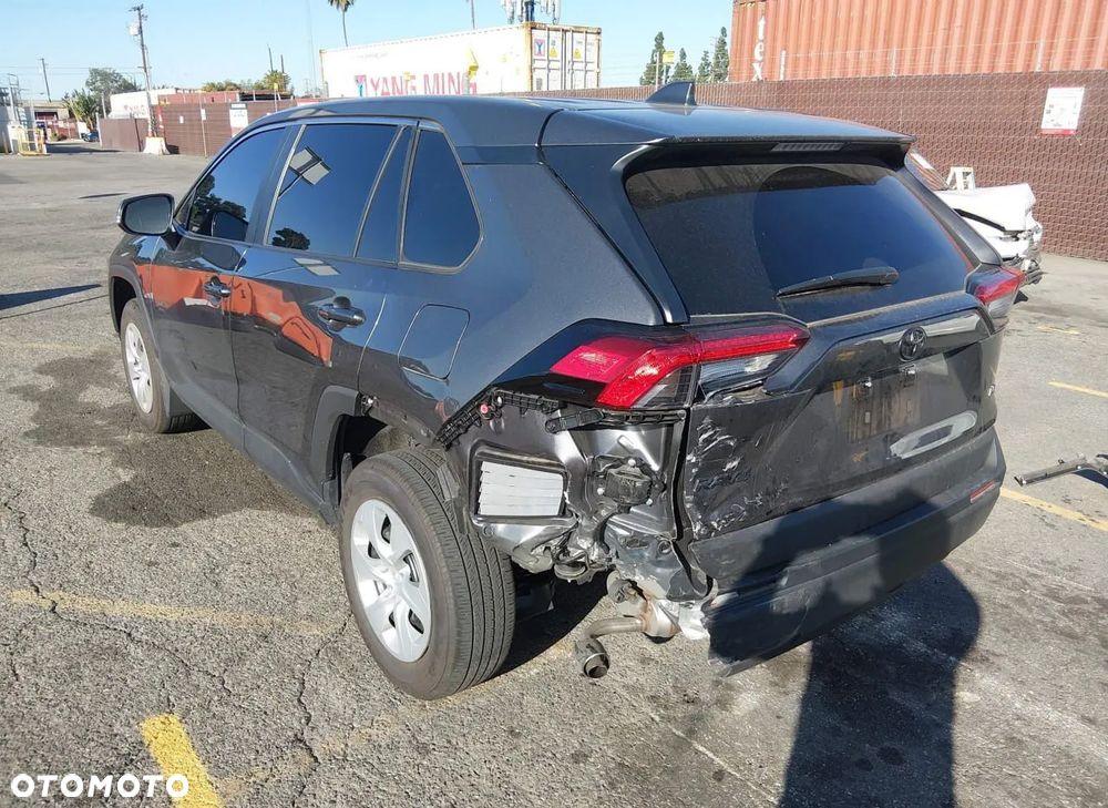 Toyota RAV4 - 5