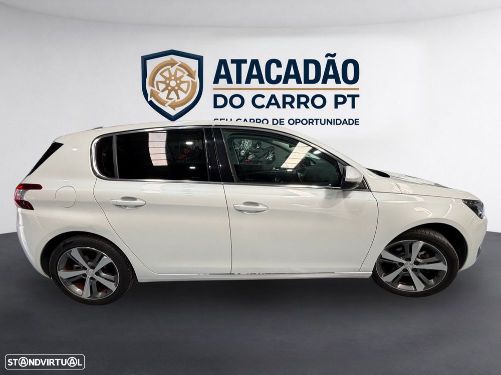 Peugeot 308 — photo 3
