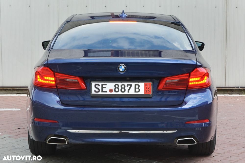 BMW Seria 5 540i xDrive AT - 12