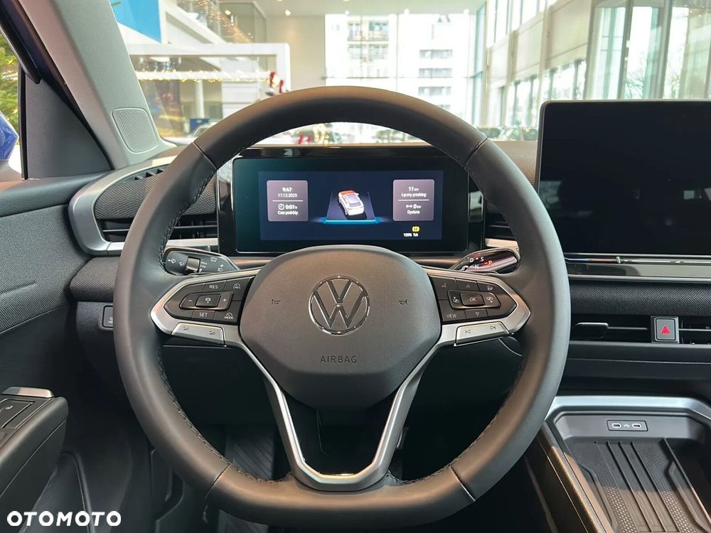 Volkswagen T-Roc - 11