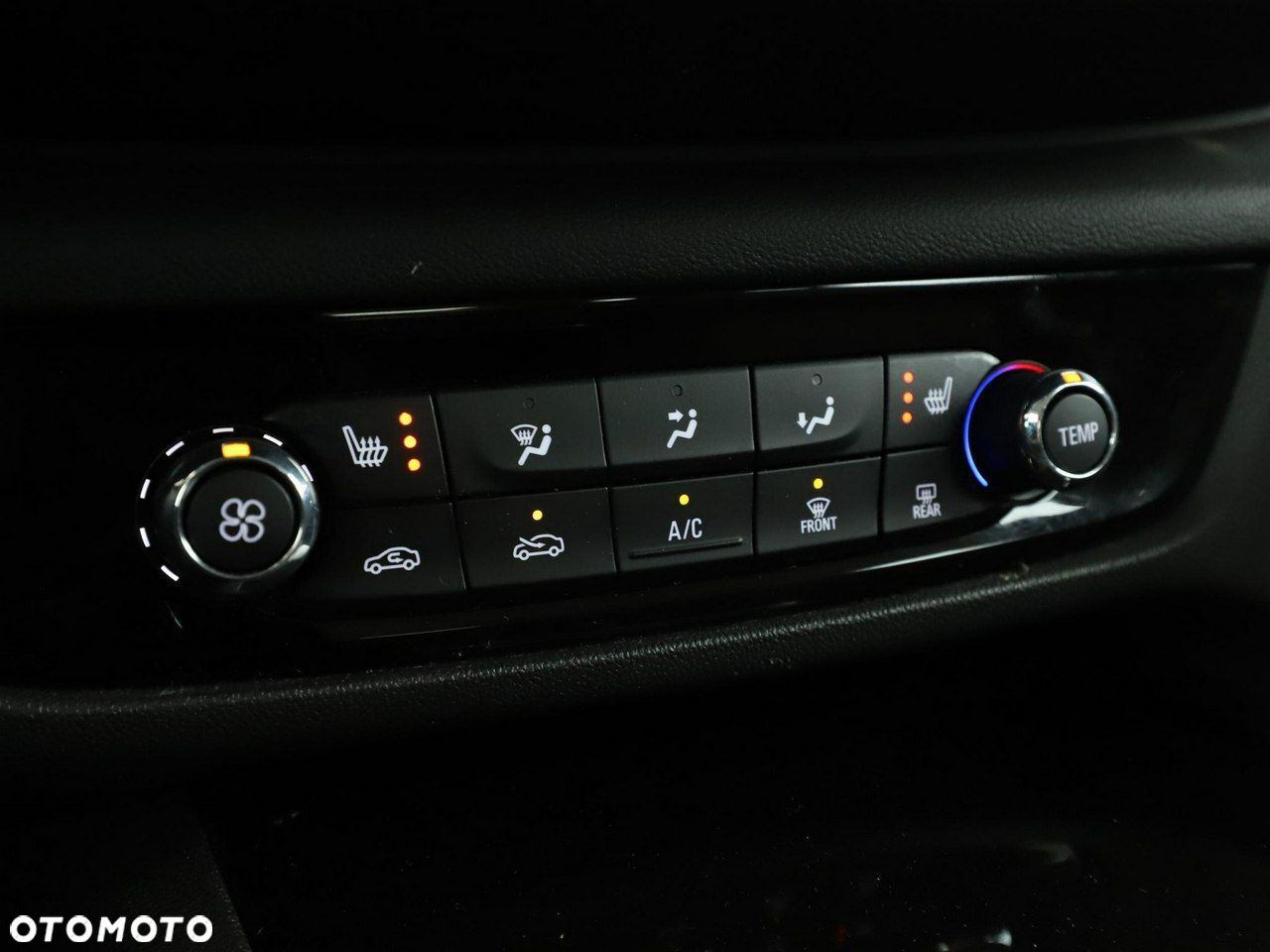 Opel Insignia Grand Sp 1.5 ECOTEC Direct InjectionTurbo Edition - 24