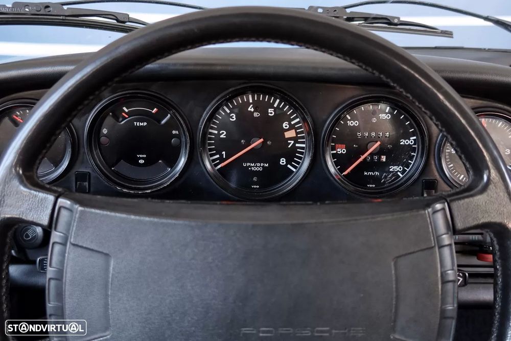 Porsche 911 Série G - 9