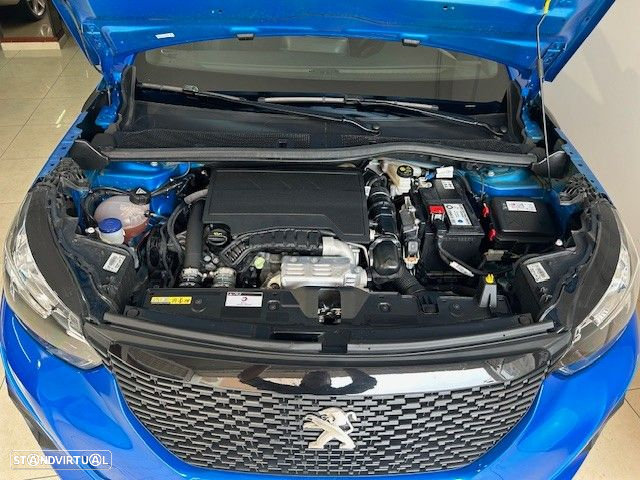 Peugeot 2008 1.2 PureTech Active Pack - 16