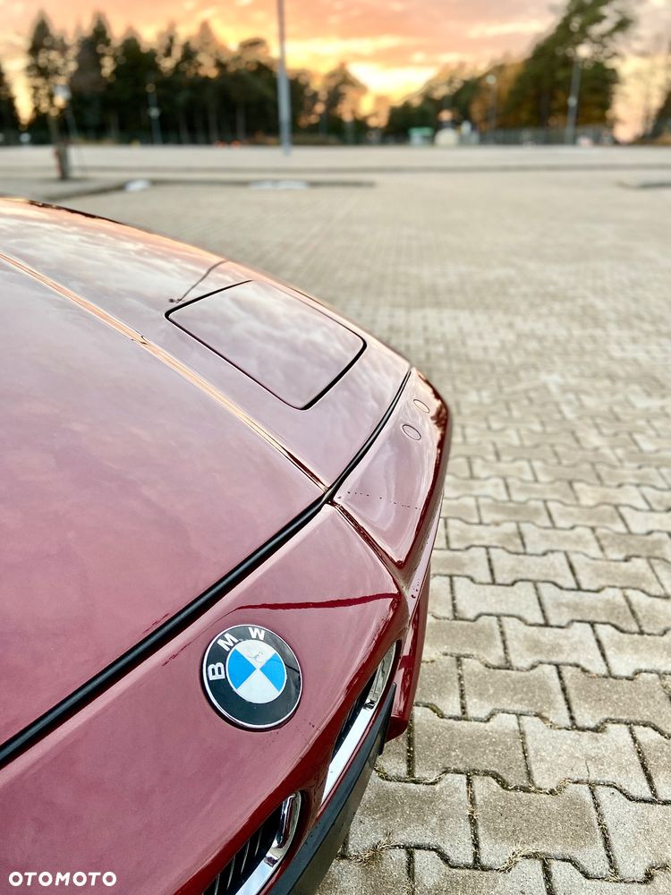 BMW Seria 8 - 11