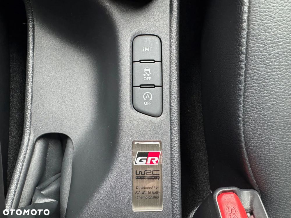 Toyota Yaris GR 1.6 Dynamic - 19
