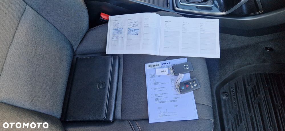 Volvo V40 T3 Drive-E R-Ocean Race - 11