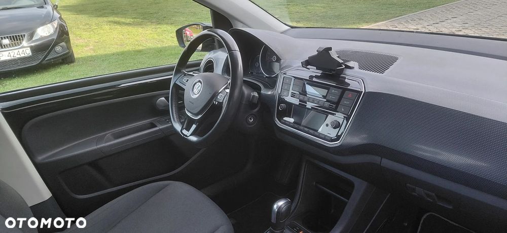 Volkswagen up! - 6