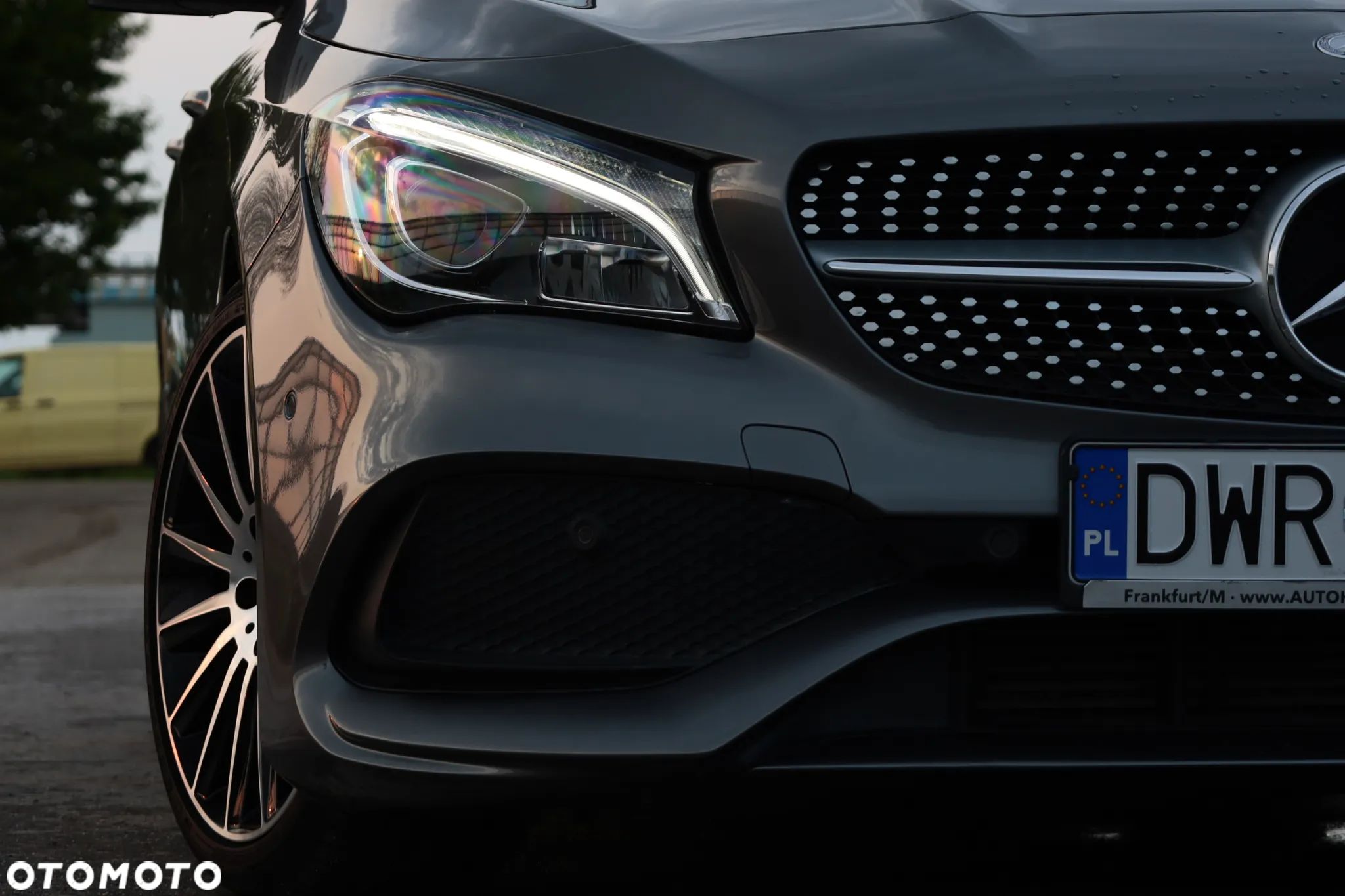 Mercedes-Benz CLA 200 7G-DCT AMG Line - 1