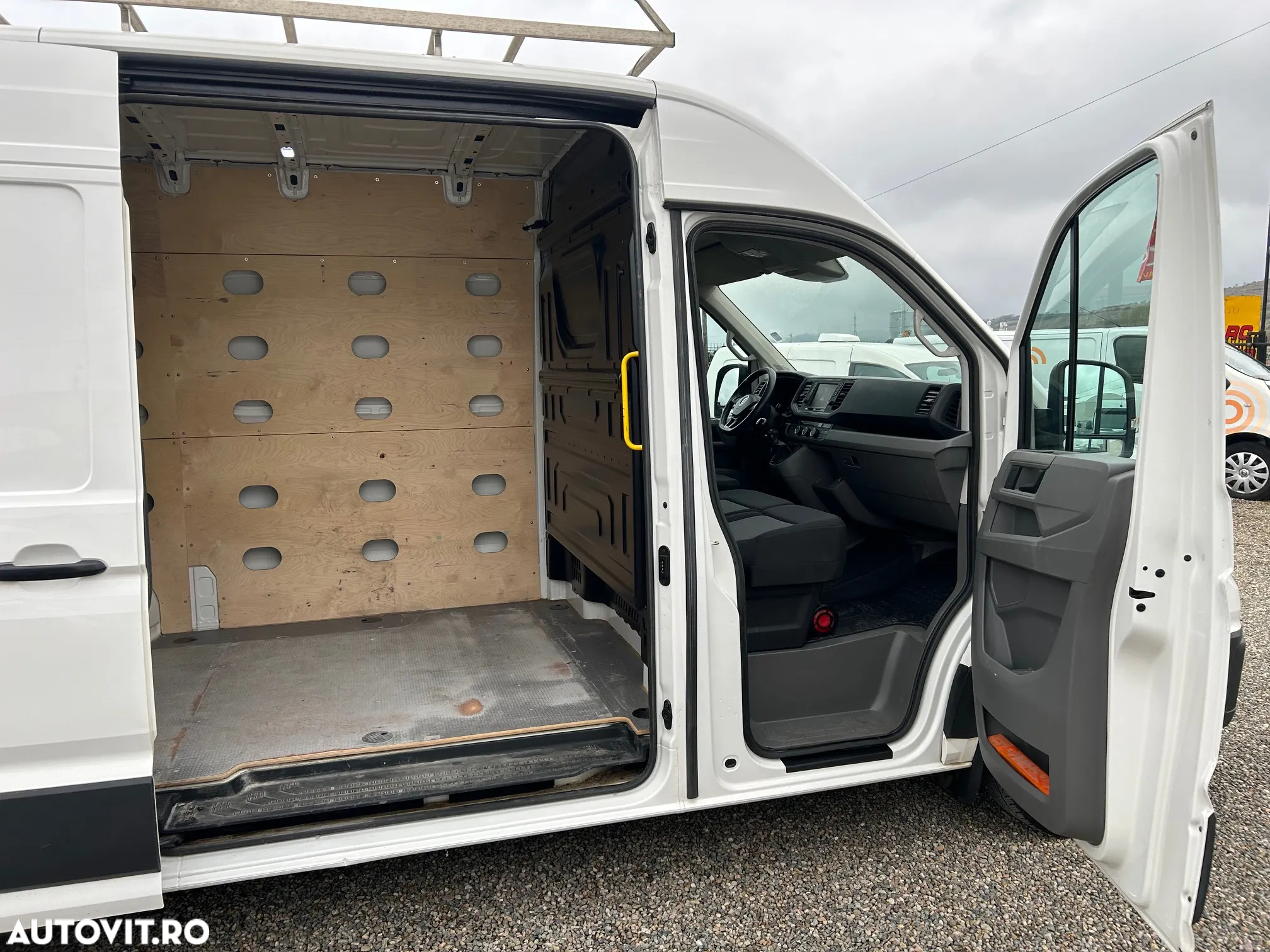 Volkswagen Crafter - 5