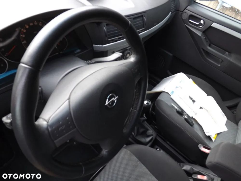 Opel Meriva 1.6 Enjoy - 37