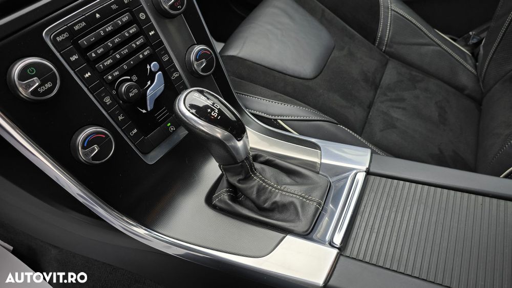 Volvo S60 - 17