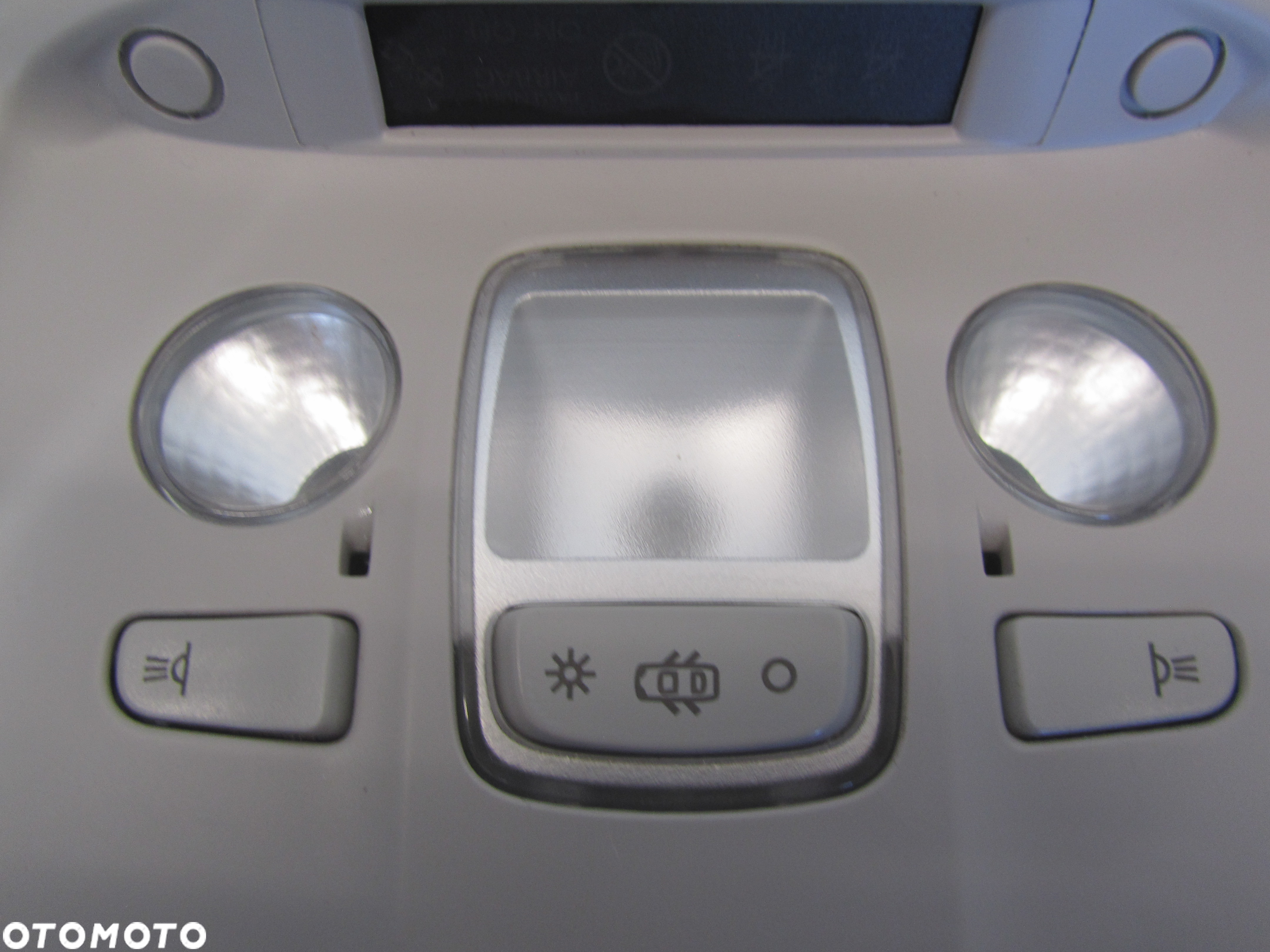 Peugeot Expert III-Jumpy-Proace 16r->panel przełączników-lampka oświetlenia kabiny - 3