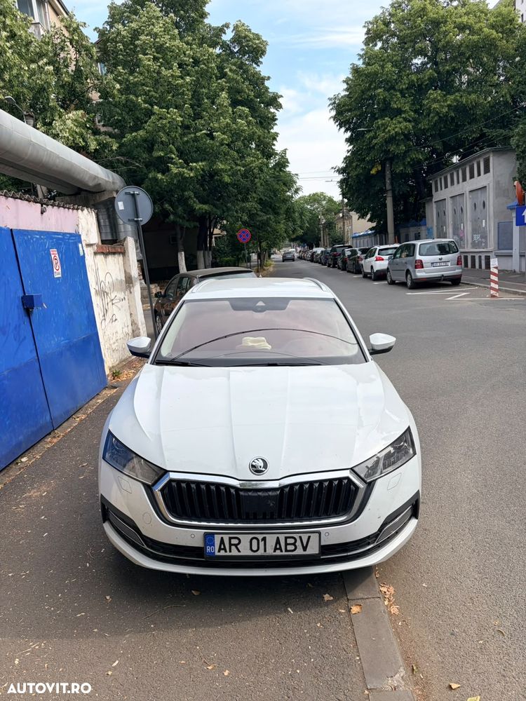 Skoda Octavia 2.0 TDI DSG Style - 3