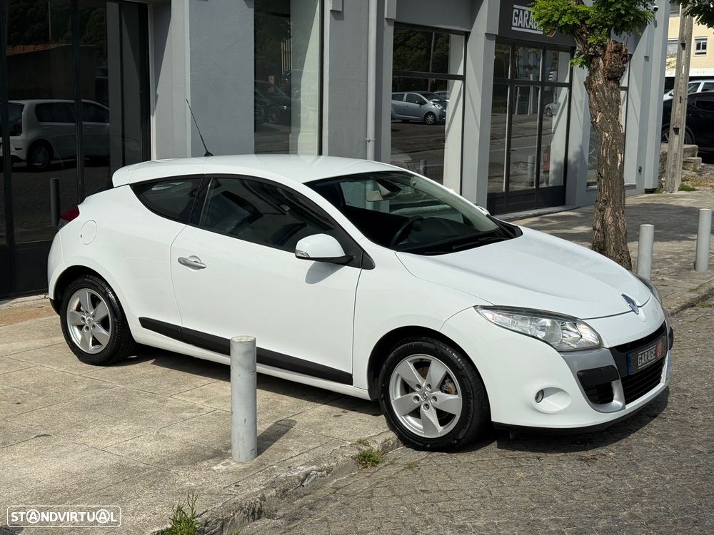 Renault Mégane Coupe 1.5 dCi Dynamique - 4