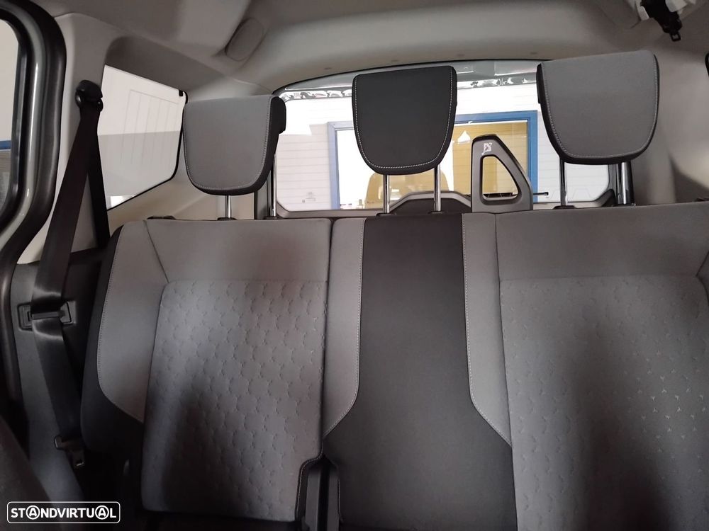 Ford Tourneo Courier 1.0 EcoBoost Titanium - 16